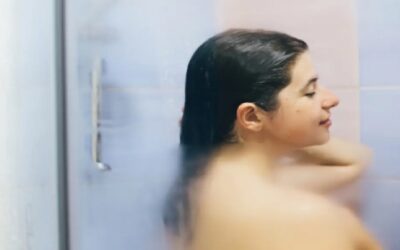5 beneficios de bañarte con agua caliente para tu salud