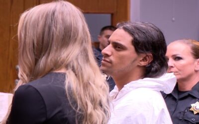 Sospechoso en fatal apuñalamiento comparece en corte.