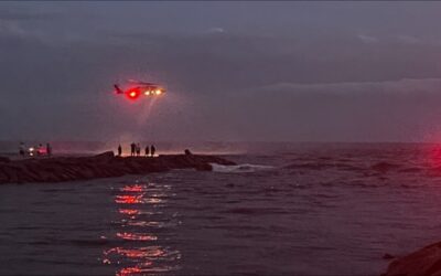 Continúa la búsqueda de adolescente desaparecido en aguas de playa de Westerly