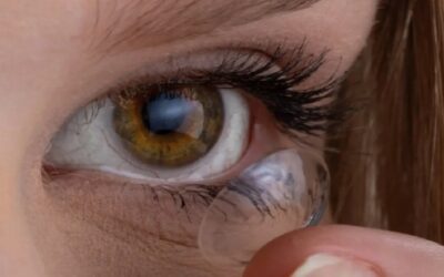 Utilizar lentes de contacto al nadar puede generarte una peligrosa infección