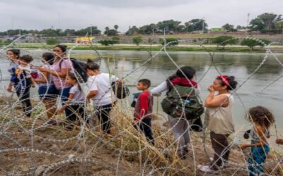 La Casa Blanca anuncia que EE.UU. aceptará peticiones de asilo de inmigrantes que ya están en México