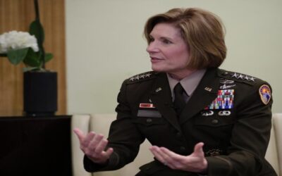 La jefa del Comando Sur de EE.UU. visita Colombia para fortalecer cooperación bilateral