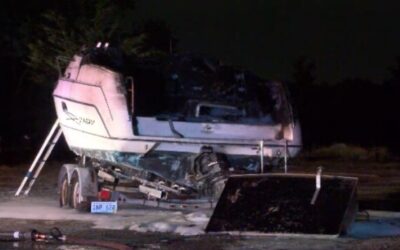 Hombre sostiene graves quemaduras cuando explotó su bote.