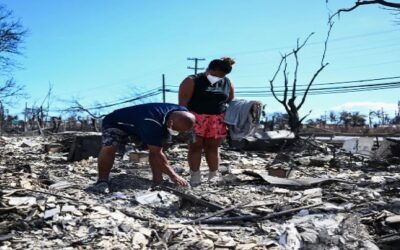 Las muertes por los incendios forestales en Hawaii llega a 106 y continúa la búsqueda de desaparecidos