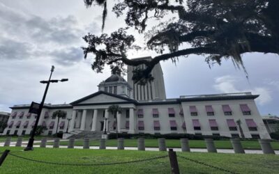 Idalia amenaza Florida con marejadas ciclónicas catastróficas y vientos destructivos