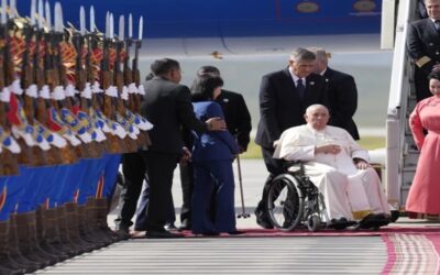 Francisco realiza primera visita de un papa a Mongolia
