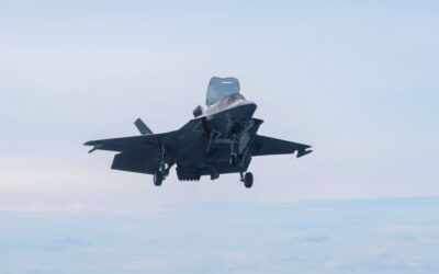 Hallan restos en la intensa búsqueda del caza de combate F-35 valorados en $100 millones que desapareció misteriosamente