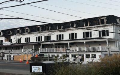 Fiscal General RI inicia investigación sobre el incendio del Harborside Inn.