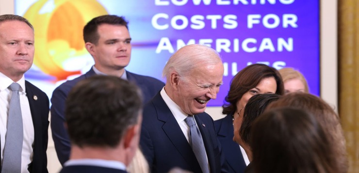 Farmacéuticas aceptan negociar precio de 10 medicamentos importantes, reporta la Administración Biden