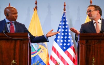 Alcalde de Nueva York dijo que la crisis migratoria debe enfrentarse como “un virus agresivo”