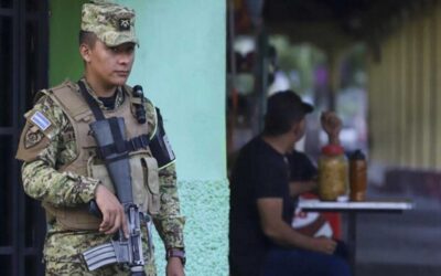 El Salvador: Bukele ordena nuevo cerco militar en 3 comunidades en busca de remanentes de pandillas