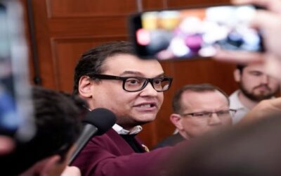 Republicano George Santos espera su expulsión del Congreso