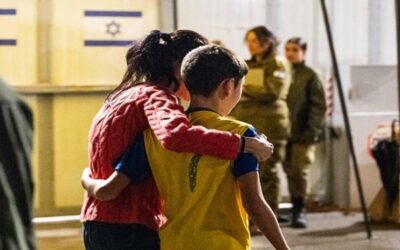 Hamás libera a más rehenes israelíes en el quinto día de tregua