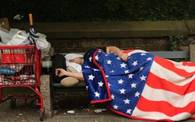 Cifra de personas sin hogar llegó a un nivel récord este 2023 en Estados Unidos, según informe de HUD