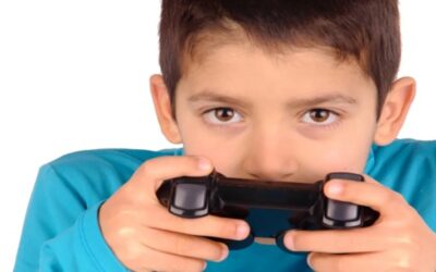 Gamers corren el riesgo de padecer problemas de audición o quedar sordos, según especialistas