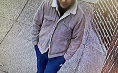 Policía Cranston necesita su ayuda para encontrar a este hombre que presuntamente intentó agarrar a adolescente.