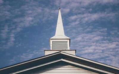 Pastor de iglesia en Connecticut acusado de vender metanfetamina