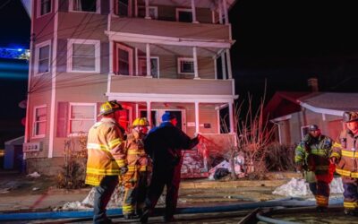 Incendio en Pawtucket deja 10 personas sin hogar.