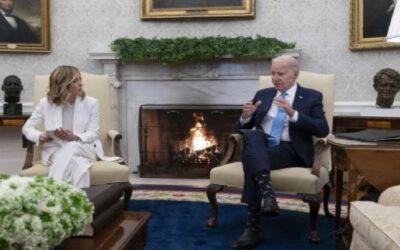 Meloni propone a Biden una alianza global contra los traficantes de personas