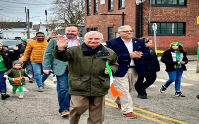 Senador Reed participa en Desfile por San Patricio en Pawtucket.