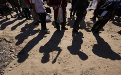 Corte Suprema federal bloquea temporalmente ley de Texas que permite a policía detener a migrantes