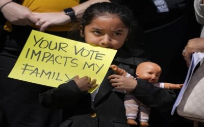 Ley migratoria de Texas se resuelve en las cortes mientras otros estados impulsan medidas similares