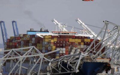 Trabajadores latinos podrían figurar entre los desaparecidos al caer el puente Francis Scott Key