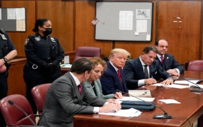 Comienza primer juicio criminal a un expresidente de EEUU: Donald Trump en el banquillo