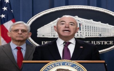 Los republicanos activan el juicio político contra el jefe de migración de Biden