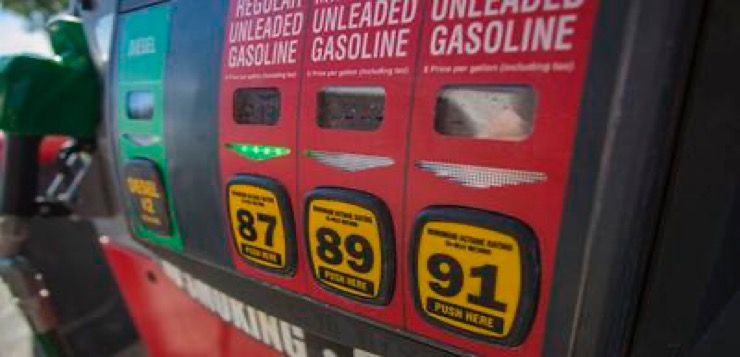 Sube nuevamente precio gasolina en Rhode Island