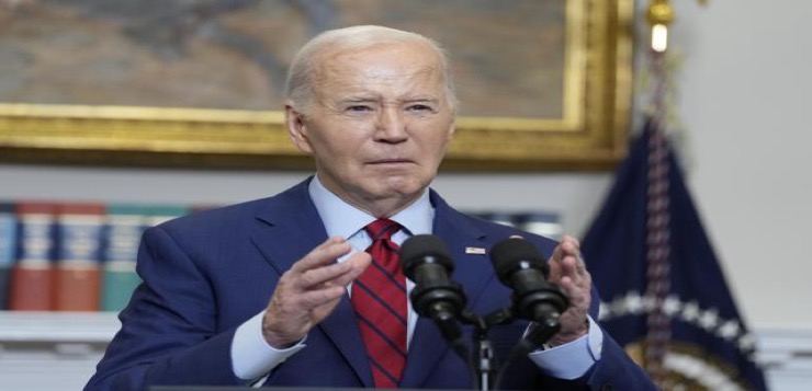 Biden condena disturbios en protestas universitarias pero no cambiará postura sobre Gaza