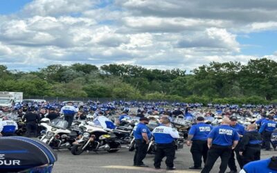 Oficiales de policía de Rhode Island participan en el Police Unity Tour.