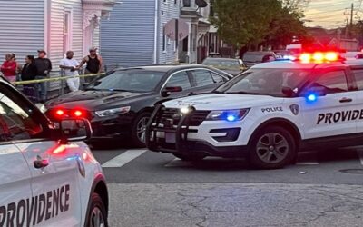 Policía Providence investiga tiroteo que dejo dos heridos.