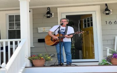 Cientos de personas asisten a la segunda edición anual del Providence Porchfest.