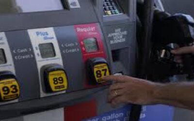 Precio gasolina en Rhode Island baja 5 centavos.