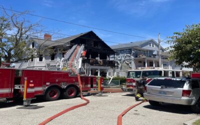 Incendio en Providence deja tres familias sin hogar.