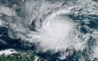 Huracán Beryl se fortalece a categoría 4 en el Caribe y es “extremadamente peligroso”