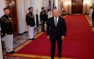 Biden conmemora el 4 de julio con eventos que buscan tranquilizar a los demócratas