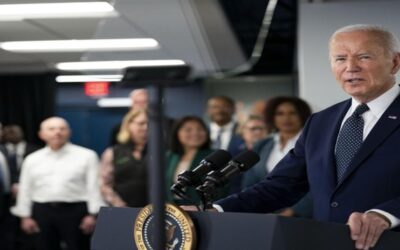 El Caucus Hispano del Congreso respalda a Biden para que siga en la campaña electoral