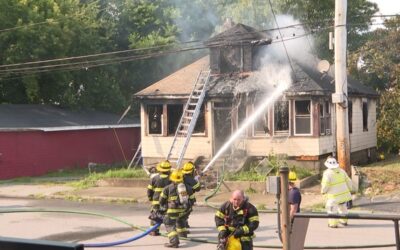 Autoridades investigan causa de incendio en casa de East Providence