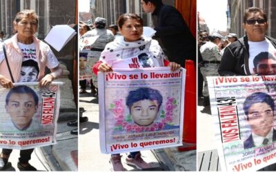 La futura presidenta de México se reúne con los padres de los 43 desaparecidos de Ayotzinapa