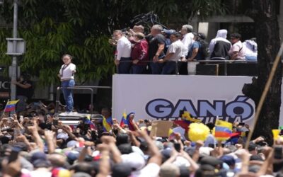 Oposición y oficialismo miden fuerzas en Caracas en medio de incertidumbre que impera tras elección