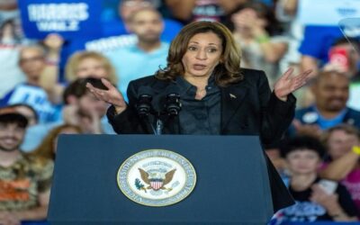 Harris apuesta por el Mes de la Herencia Hispana: boxeo, béisbol y millones en anuncios