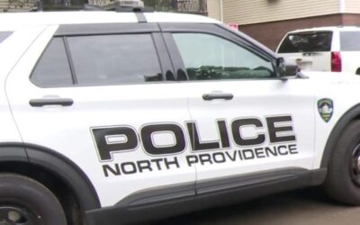 Policía North Providence busca 4 sospechosos de invasión domiciliaria a mano armada y robo.