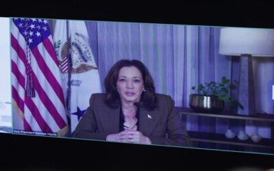 Kamala Harris aventaja a Trump entre votantes latinos de los estados clave, según encuesta