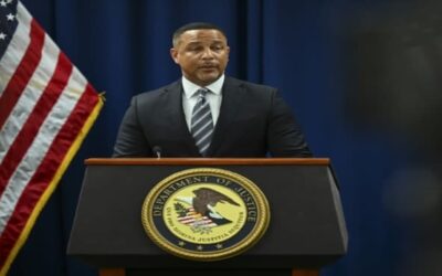 El exjefe de la empresa de ropa Abercrombie, detenido por tráfico sexual