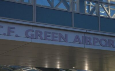 Aeropuerto Internacional TF Green despide a teniente de bomberos por presunta mala conducta en relación con horas extra.
