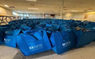 Distribuyen 600 pavos en Central Falls para celebrar el Día de Acción de Gracias.