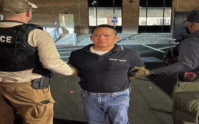 ICE arresta a guatemalteco ilegal en el país acusado de abusar sexualmente de un niño en Rhode Island.