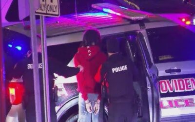 2 arrestados luego de persecución policial